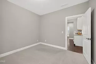 1049 Steinbeck Dr, Durham, NC 27703 - Photo 33