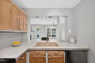 512 Springfork Dr, Cary, NC 27513 - Photo 19