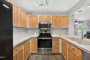 512 Springfork Dr, Cary, NC 27513 - Photo 17