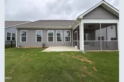 1008 Channel Drop Loop, Zebulon, NC 27597 - Photo 5