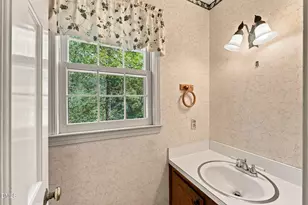 6102 Castlebrook Dr, Raleigh, NC 27604 - Photo 21