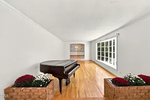 6102 Castlebrook Dr, Raleigh, NC 27604 - Photo 7