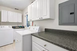 1302 Kingston Ridge Rd, Cary, NC 27511 - Photo 19