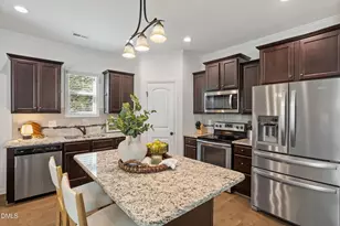 295 Fairview St, Clayton, NC 27520 - Photo 9