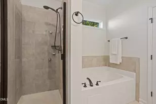 295 Fairview St, Clayton, NC 27520 - Photo 21