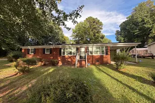 715 E River Rd, Louisburg, NC 27549 - Photo 15