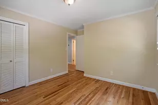 8208 Hillside Dr, Raleigh, NC 27612 - Photo 15