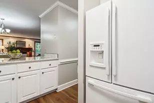512 Olde Towne Dr, Sanford, NC 27330 - Photo 15