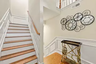 5011 Lady of the Lake Dr, Raleigh, NC 27612 - Photo 3