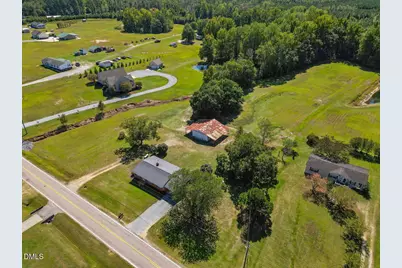 246 Railroad Road, Benson, NC 27504 - Photo 3