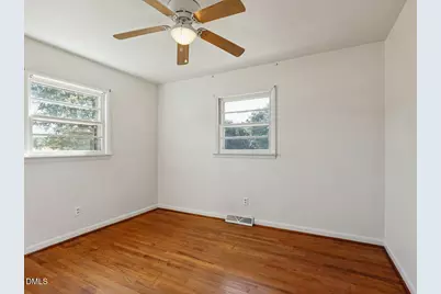 246 Railroad Road, Benson, NC 27504 - Photo 25
