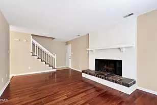 112 Arbuckle Ln, Cary, NC 27511 - Photo 9