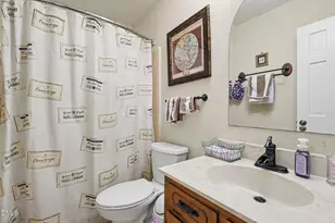 102 Forest Hills Ct, Cary, NC 27511 - Photo 23