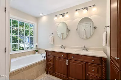 200 Killingsworth Drive, Cary, NC 27518 - Photo 33
