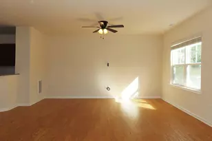 37 Rambler Ln, Durham, NC 27703 - Photo 3