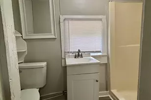 843 Vaughan St, Henderson, NC 27536 - Photo 11