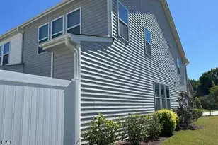 744 Rdg Clf Ln, Zebulon, NC 27597 - Photo 3