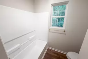 5716 North Hills Dr, Raleigh, NC 27612 - Photo 13