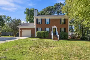 105 Pinewood Dr, Apex, NC 27502 - Photo 1
