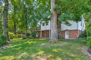 2126 Woodview Dr, Raleigh, NC 27604 - Photo 37