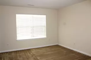 4266 Dunkirk Dr, Burlington, NC 27215 - Photo 9