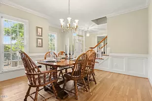 205 Fox Briar Ln, Cary, NC 27518 - Photo 9