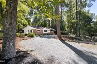 101 Oleander Rd, Carrboro, NC 27510 - Photo 35