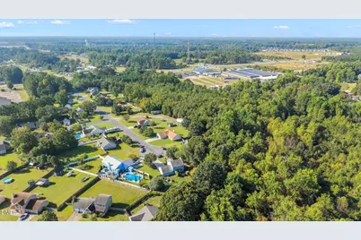 207 Oakview Drive, Raeford, NC 28376 - Photo 5