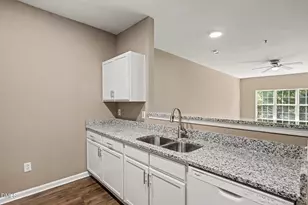 133 Sturbridge Dr, Clayton, NC 27520 - Photo 9
