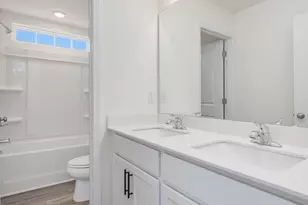1404 Briar Brook Ln, Zebulon, NC 27597 - Photo 29