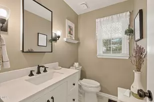 209 Rosehaven Dr, Raleigh, NC 27609 - Photo 9