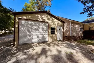 536 Madison Ave, Princeton, NC 27569 - Photo 13