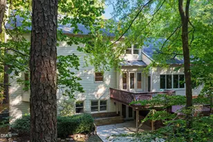204 Woodleaf Dr, Chapel Hill, NC 27516 - Photo 67