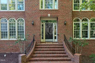 204 Woodleaf Dr, Chapel Hill, NC 27516 - Photo 3
