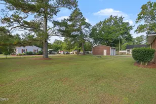 211 Burton Ave, Dunn, NC 28334 - Photo 35