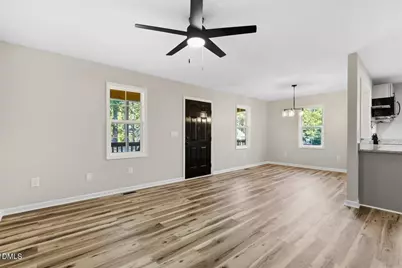 107 S 4th Street, Sanford, NC 27330 - Photo 11