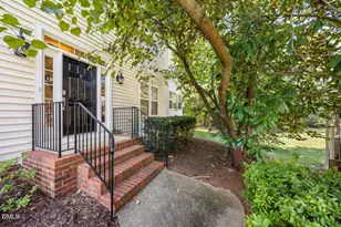 117 Towne Ridge Ln, Chapel Hill, NC 27516 - Photo 3