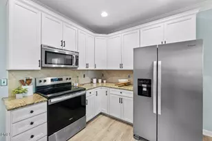 117 Towne Ridge Ln, Chapel Hill, NC 27516 - Photo 17