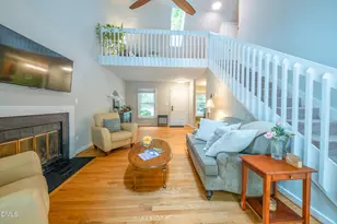 110 Lorilane Dr, Carrboro, NC 27510 - Photo 13