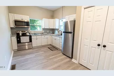 504 N Oakland Street, Gastonia, NC 28052 - Photo 17