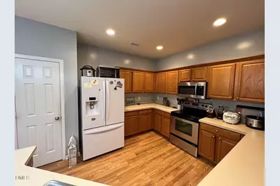 1025 Remington Oaks Circle, Cary, NC 27519 - Photo 7