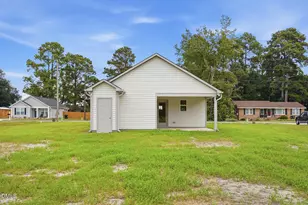 215 Rae St, Warsaw, NC 28398 - Photo 29