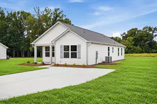 215 Rae St, Warsaw, NC 28398 - Photo 3
