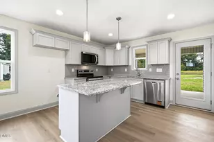 215 Rae St, Warsaw, NC 28398 - Photo 11
