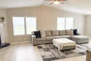 8226 Springhill Church Rd, Lucama, NC 27851 - Photo 5