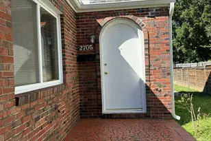 2705 N Roxboro St, Durham, NC 27704 - Photo 3