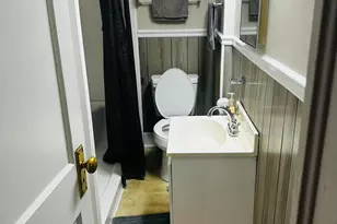 111 W Summit Ave, Burlington, NC 27215 - Photo 11