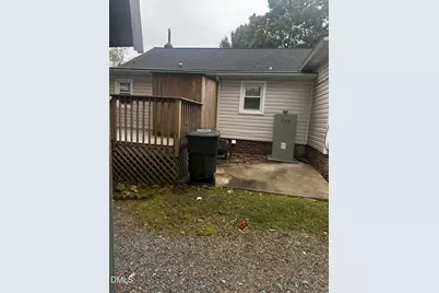 111 W Summit Avenue, Burlington, NC 27215 - Photo 7