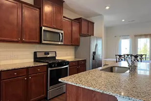 1046 Salt Glaze Ln, Cary, NC 27519 - Photo 15