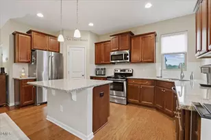 334 Naples Ln, Clayton, NC 27527 - Photo 5